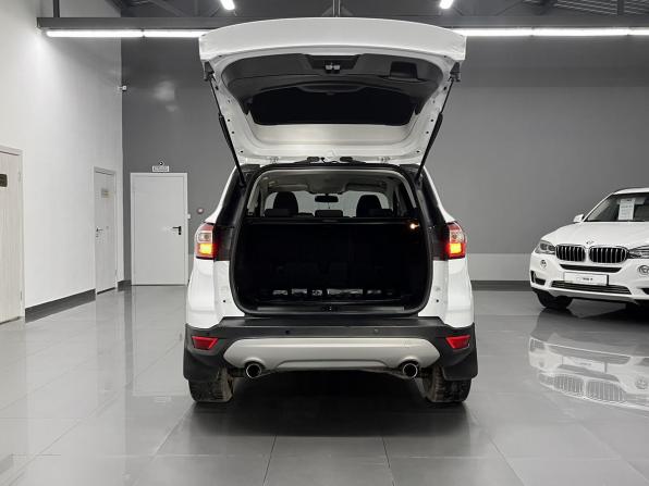 Ford Kuga II Рестайлинг с пробегом 2019 года, цена 1 760 000 рублей, 142864 км, внедорожник, Автокод Объявления