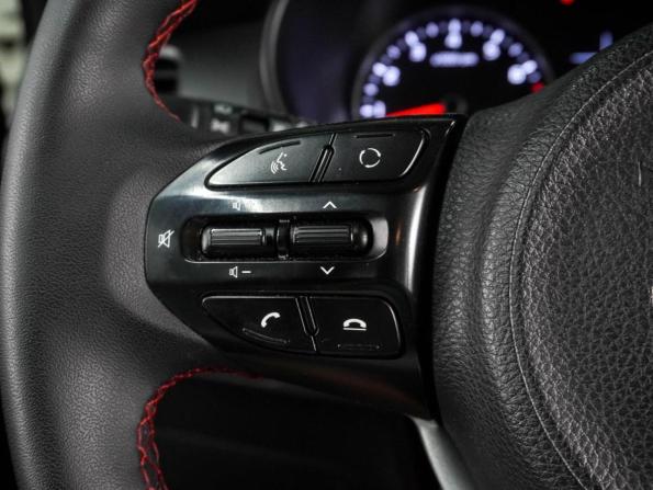 Kia Rio IV с пробегом 2019 года, цена 1 399 000 рублей, 115037 км, седан, Автокод Объявления