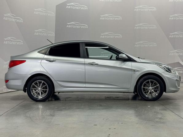 Hyundai Solaris I с пробегом 2013 года, цена 780 000 рублей, 131000 км, седан, Автокод Объявления