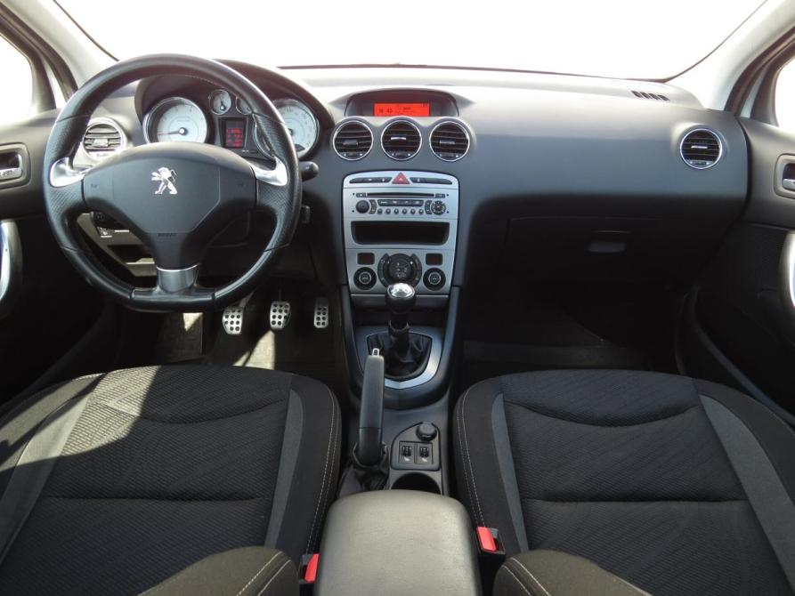 Peugeot 408 I Санкт-Петербург  - изображение 6