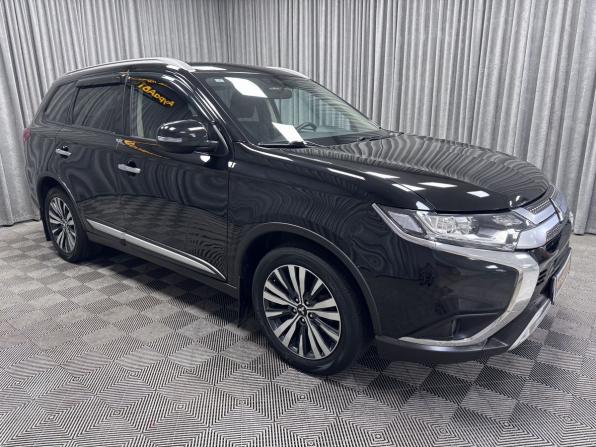 Mitsubishi Outlander III Рестайлинг 3 с пробегом 2020 года, цена 2 630 000 рублей, 95095 км, внедорожник, Автокод Объявления