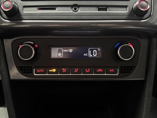 Volkswagen Polo V Рестайлинг с пробегом 2018 года, цена 1 249 000 рублей, 120000 км, седан, Автокод Объявления