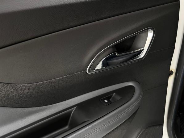Opel Mokka I с пробегом 2014 года, цена 1 160 000 рублей, 108914 км, внедорожник, Автокод Объявления