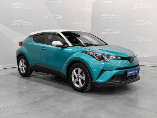 Toyota C-HR I с пробегом 2019 года, цена 2 150 000 рублей, 69000 км, внедорожник, Автокод Объявления