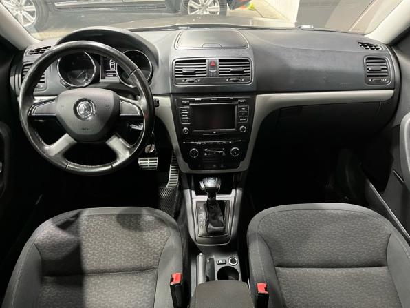 Skoda Yeti I с пробегом 2012 года, цена 1 130 000 рублей, 215030 км, внедорожник, Автокод Объявления