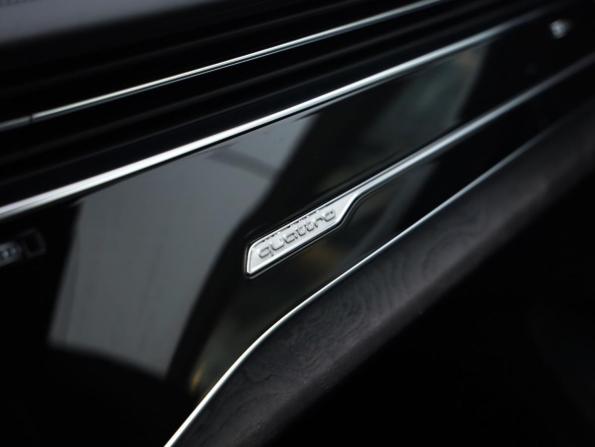 Audi Q8 I (4M) с пробегом 2018 года, цена 4 900 000 рублей, 172536 км, внедорожник, Автокод Объявления