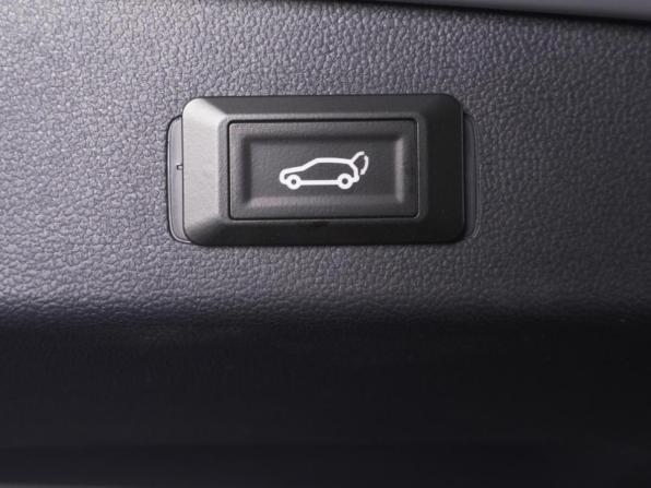 Volkswagen Tharu XR с пробегом 2025 года, цена 3 215 000 рублей, 10 км, внедорожник, Автокод Объявления