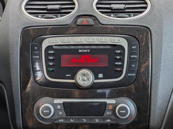 Ford Focus II с пробегом 2007 года, цена 479 900 рублей, 385000 км, седан, Автокод Объявления