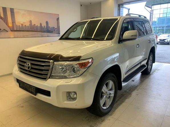 Toyota Land Cruiser 200 Series Рестайлинг 1 с пробегом 2014 года, цена 3 675 000 рублей, 303227 км, внедорожник, Автокод Объявления