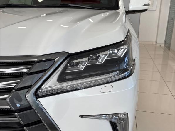 Lexus LX III Рестайлинг 2 с пробегом 2018 года, цена 6 980 000 рублей, 164752 км, внедорожник, Автокод Объявления