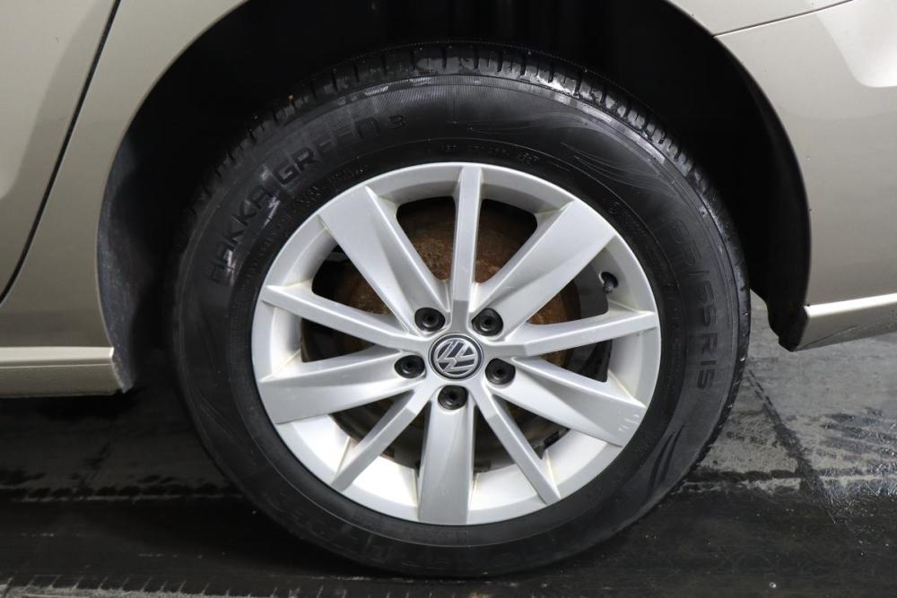 Volkswagen Polo V Санкт-Петербург  - изображение 15