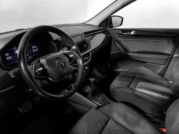 Skoda Rapid II с пробегом 2021 года, цена 1 590 000 рублей, 128000 км, лифтбек, Автокод Объявления