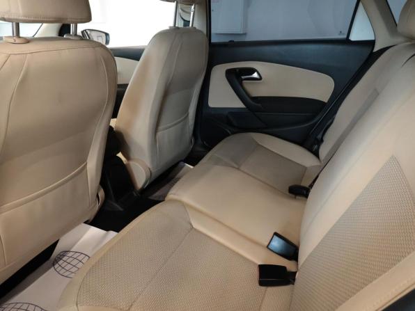 Volkswagen Polo V Рестайлинг с пробегом 2018 года, цена 1 085 000 рублей, 97469 км, седан, Автокод Объявления