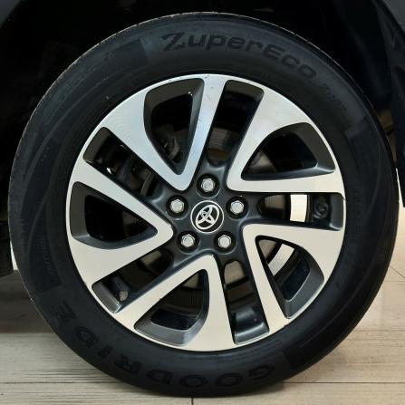 Toyota Sienta II Рестайлинг с пробегом 2018 года, цена 1 110 000 рублей, 119059 км, минивэн, Автокод Объявления