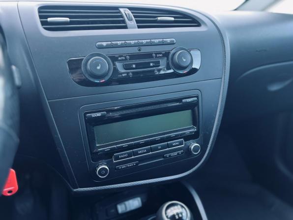 SEAT Leon II Рестайлинг с пробегом 2012 года, цена 490 000 рублей, 220518 км, хэтчбек, Автокод Объявления