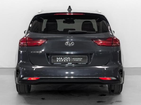 Kia Ceed III с пробегом 2019 года, цена 1 750 000 рублей, 112014 км, универсал, Автокод Объявления