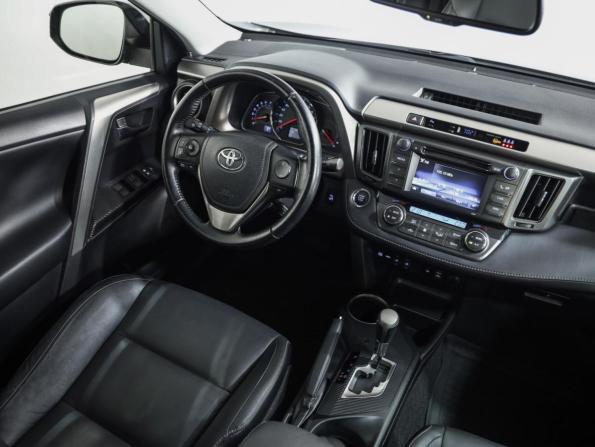 Toyota RAV4 IV (XA40) с пробегом 2013 года, цена 1 799 000 рублей, 240747 км, внедорожник, Автокод Объявления