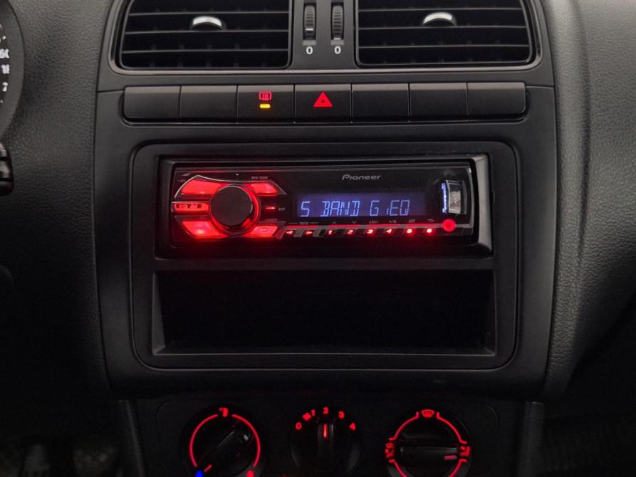 Volkswagen Polo V Псков  - изображение 14