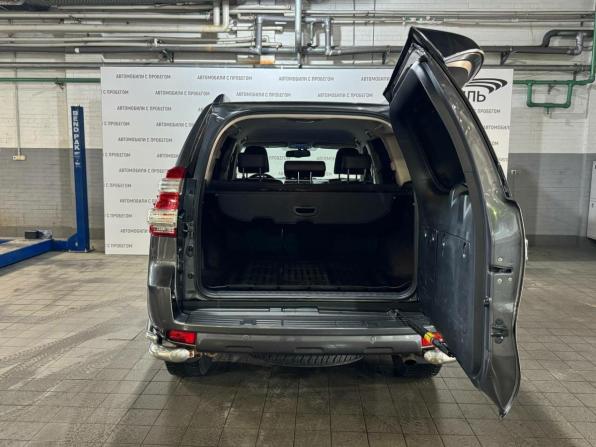 Toyota Land Cruiser Prado 150 Series Рестайлинг 1 с пробегом 2015 года, цена 3 519 000 рублей, 227000 км, внедорожник, Автокод Объявления
