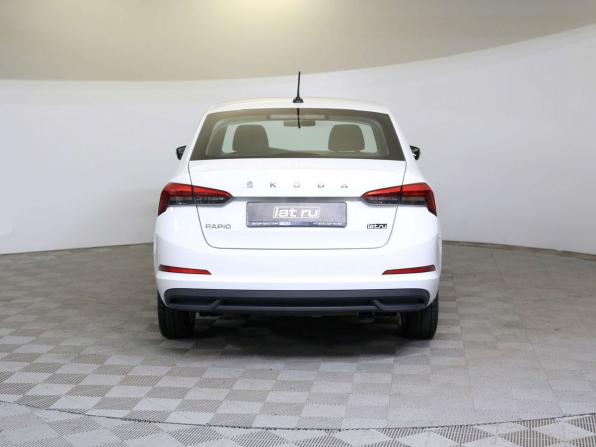 Skoda Rapid II с пробегом 2020 года, цена 1 345 000 рублей, 89277 км, лифтбек, Автокод Объявления