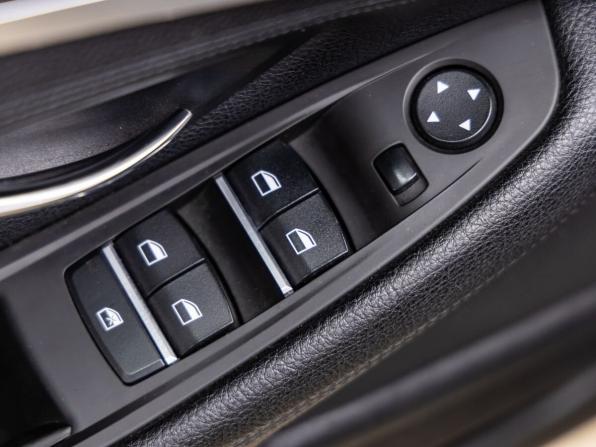 BMW 5 серии VI (F10/F11/F07) Рестайлинг с пробегом 2013 года, цена 1 698 000 рублей, 221165 км, седан, Автокод Объявления