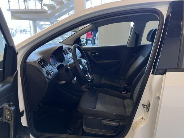 Volkswagen Polo V с пробегом 2012 года, цена 410 000 рублей, 184277 км, седан, Автокод Объявления
