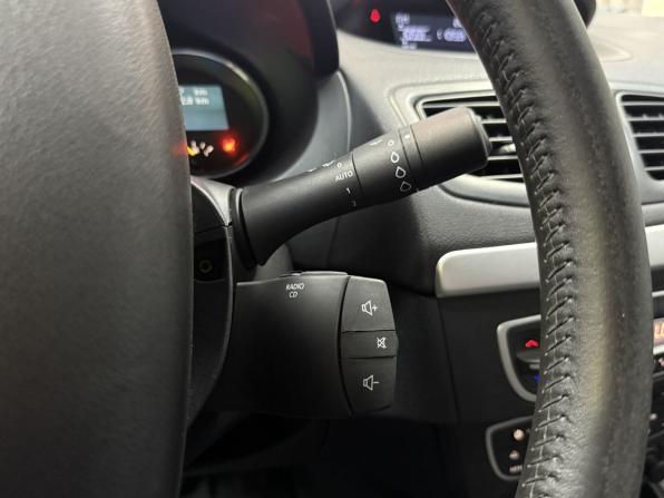 Renault Fluence I с пробегом 2012 года, цена 780 000 рублей, 216446 км, седан, Автокод Объявления