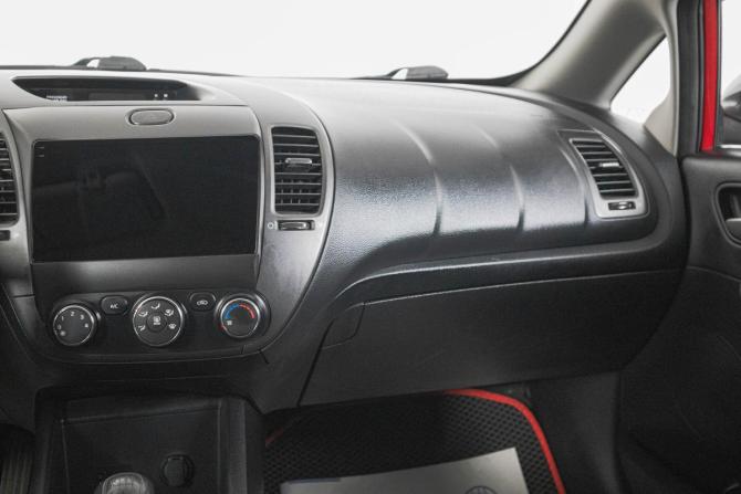 Kia Cerato III с пробегом 2014 года, цена 899 000 рублей, 280000 км, седан, Автокод Объявления