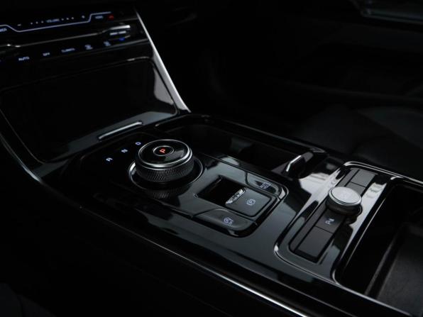 Kia K5 III с пробегом 2020 года, цена 2 891 444 рубля, 56228 км, седан, Автокод Объявления