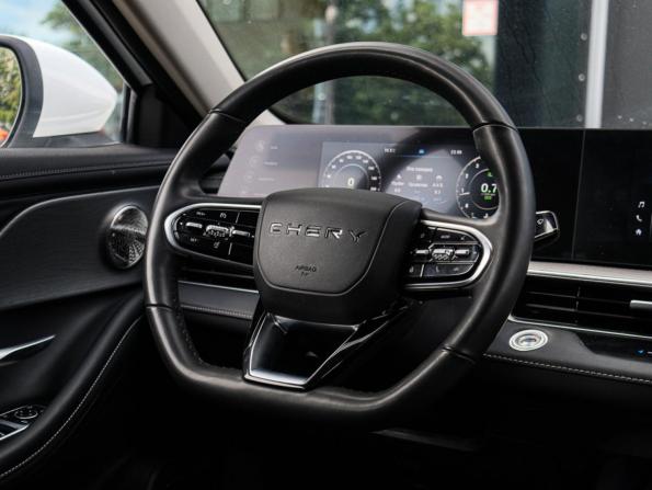 Chery Arrizo 8 с пробегом 2024 года, цена 2 290 000 рублей, 10199 км, седан, Автокод Объявления