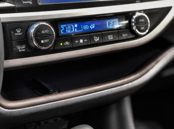 Toyota Highlander III (XU50) Рестайлинг с пробегом 2019 года, цена 4 350 000 рублей, 62500 км, внедорожник, Автокод Объявления