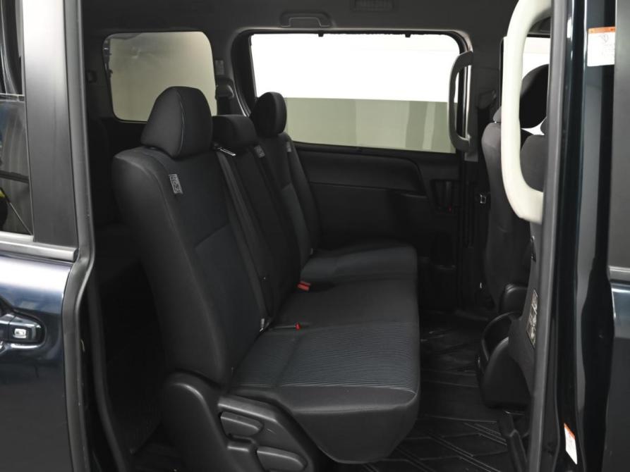 Toyota Voxy III (R80) Ставрополь  - изображение 10