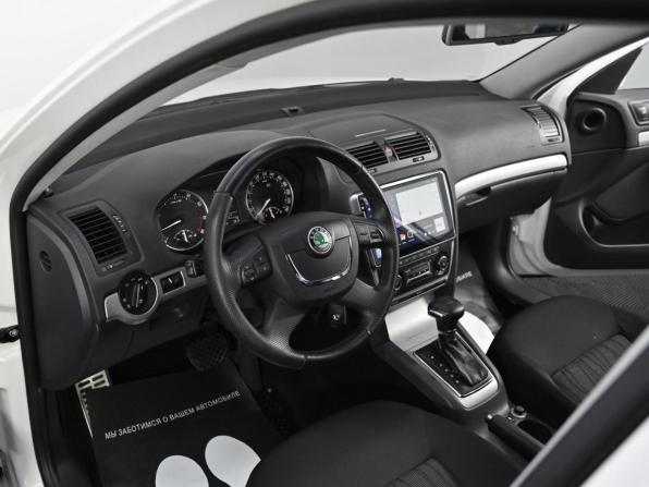 Skoda Octavia II (A5) Рестайлинг с пробегом 2012 года, цена 849 000 рублей, 162000 км, лифтбек, Автокод Объявления