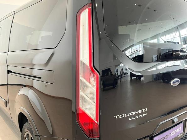 Ford Tourneo Custom I Рестайлинг с пробегом 2019 года, цена 3 200 000 рублей, 208000 км, минивэн, Автокод Объявления