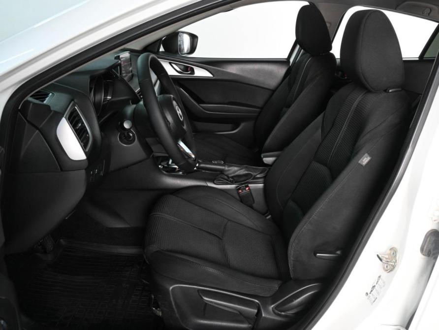 Mazda 3 III (BM) Рестайлинг Ростов-на-Дону  - изображение 10