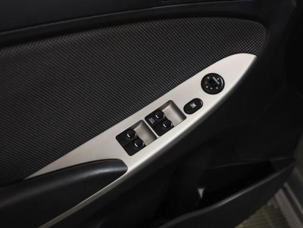 Hyundai Solaris I с пробегом 2013 года, цена 649 000 рублей, 150596 км, седан, Автокод Объявления