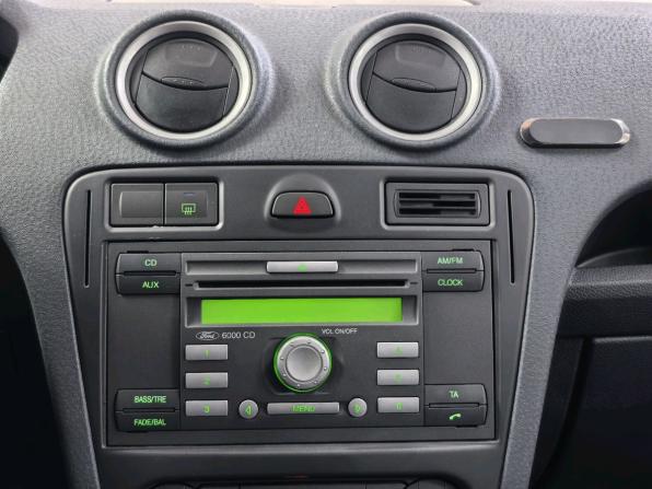 Ford Fusion I Рестайлинг с пробегом 2008 года, цена 360 000 рублей, 196395 км, хэтчбек, Автокод Объявления