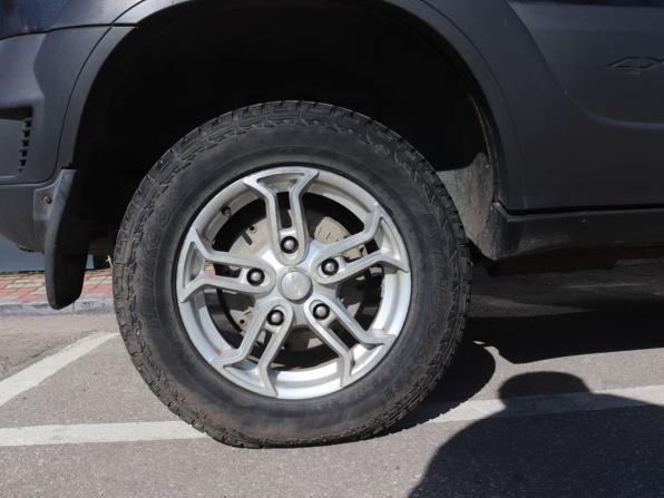 Chevrolet Niva I Рестайлинг с пробегом 2011 года, цена 470 000 рублей, 139000 км, внедорожник, Автокод Объявления