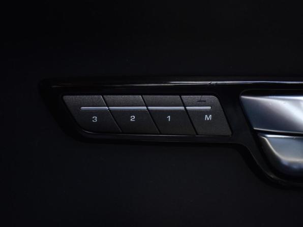 Land Rover Range Rover Evoque I с пробегом 2012 года, цена 1 845 000 рублей, 152004 км, внедорожник, Автокод Объявления