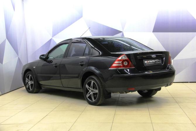 Ford Mondeo III Рестайлинг с пробегом 2005 года, цена 287 000 рублей, 356597 км, седан, Автокод Объявления