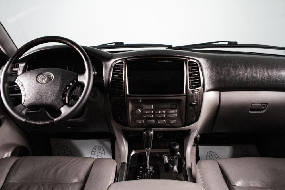 Toyota Land Cruiser 100 Series Рестайлинг 2 Сургут  - изображение 13
