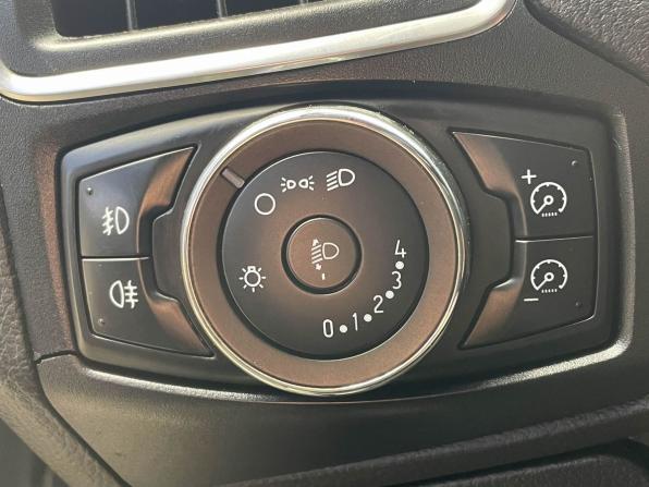 Ford Focus III с пробегом 2012 года, цена 557 000 рублей, 206213 км, хэтчбек, Автокод Объявления
