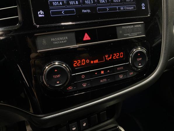 Mitsubishi Outlander III Рестайлинг 3 с пробегом 2019 года, цена 2 635 000 рублей, 57973 км, внедорожник, Автокод Объявления