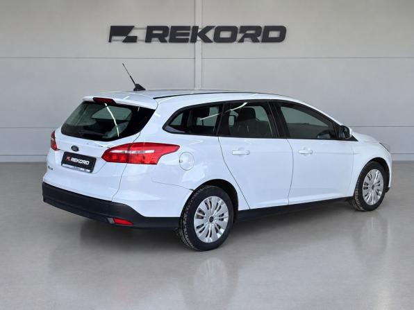 Ford Focus III Рестайлинг с пробегом 2017 года, цена 899 000 рублей, 161111 км, универсал, Автокод Объявления