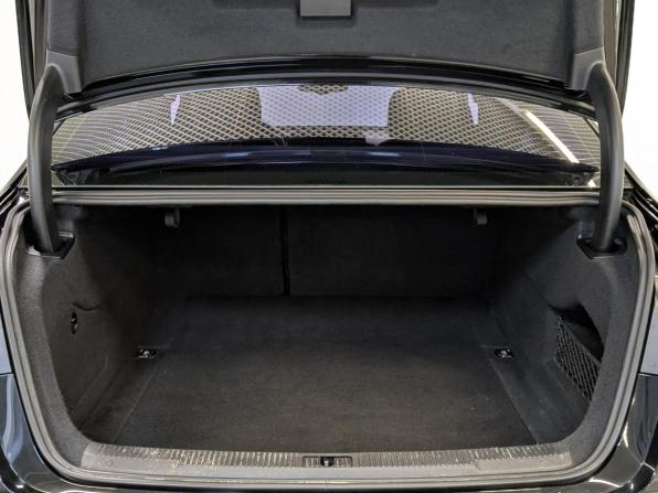 Audi A6 IV (C7) Рестайлинг с пробегом 2015 года, цена 1 650 000 рублей, 225641 км, седан, Автокод Объявления