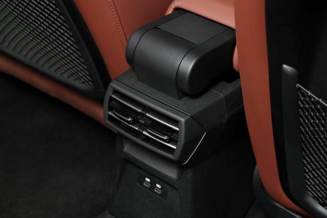 Новый Audi A3 IV (8Y) Рестайлинг 2025 года, цена 4 927 400 рублей, хэтчбек, Автокод Объявления