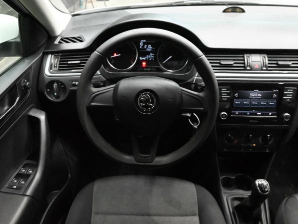Skoda Rapid I Рестайлинг с пробегом 2018 года, цена 920 000 рублей, 101243 км, лифтбек, Автокод Объявления