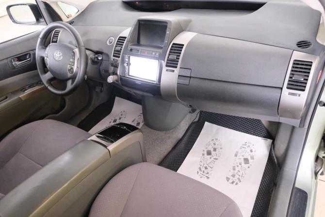 Toyota Prius II Рестайлинг (XW20) с пробегом 2008 года, цена 699 000 рублей, 335000 км, хэтчбек, Автокод Объявления