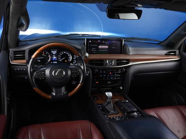 Lexus LX III Рестайлинг 2 с пробегом 2016 года, цена 5 999 654 рубля, 123958 км, внедорожник, Автокод Объявления