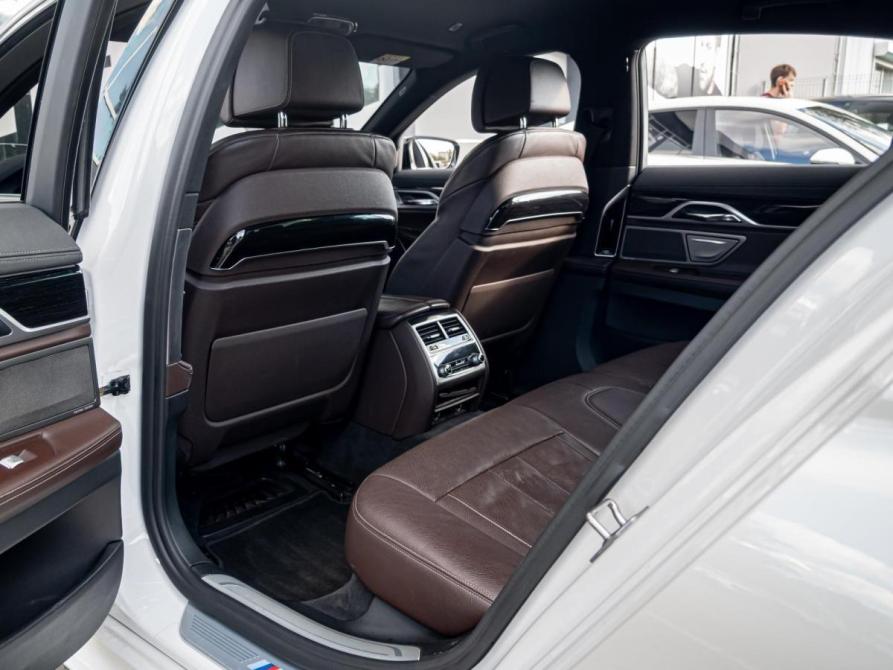 BMW 7 серии VI (G11/G12) Краснодар  - изображение 11